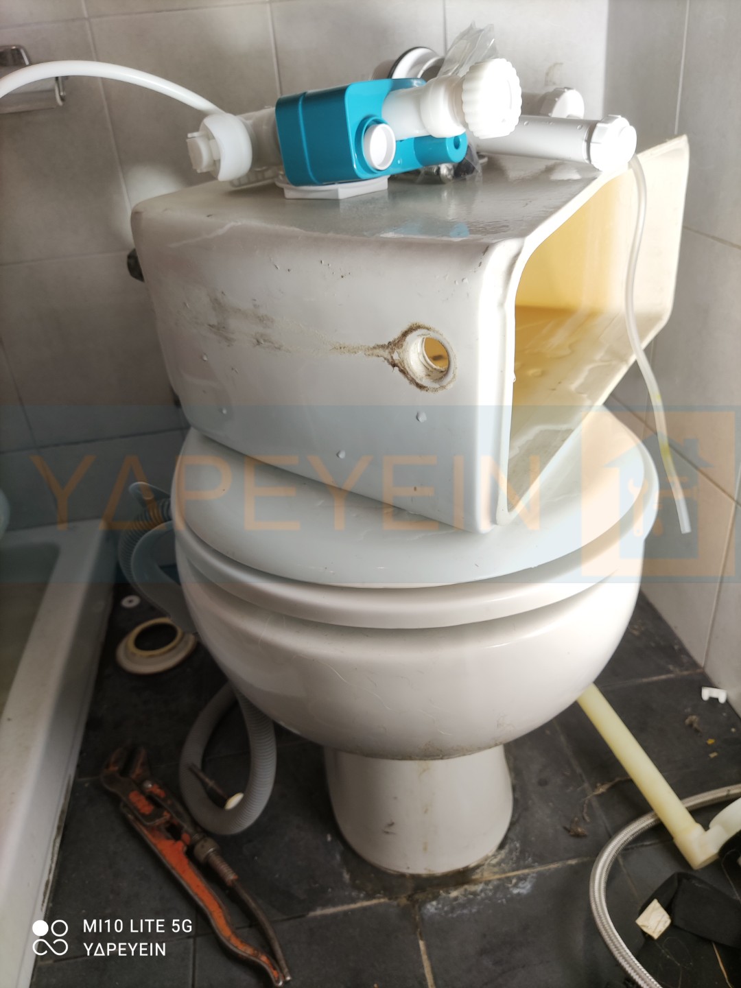 Αντικατάσταση μηχανισμού καζανακίου